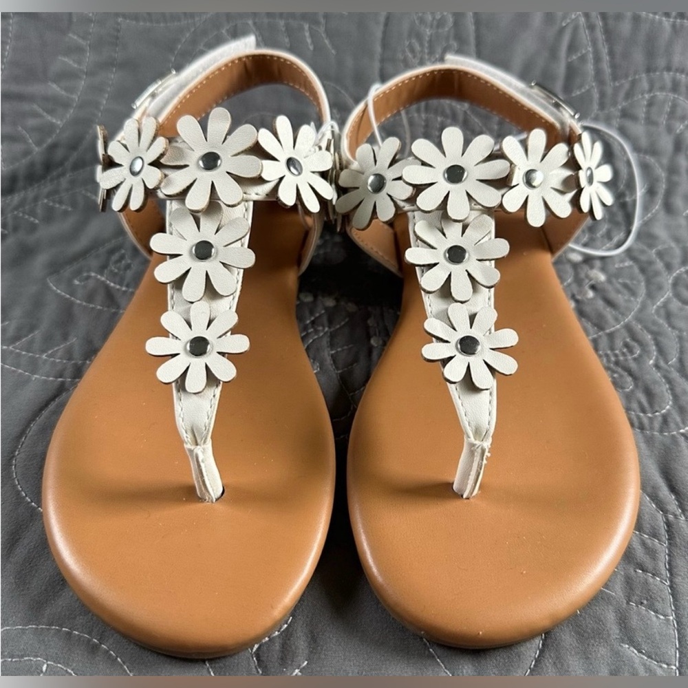 Thereabouts Big Girls White Hazel Adjustable Strap Flat Sandals Big Girls 4